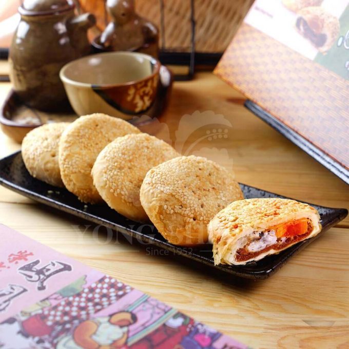 Hand Crafted Pastry Feng Huang Shao